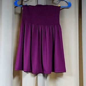 High stretch solid color of Bardeau top.